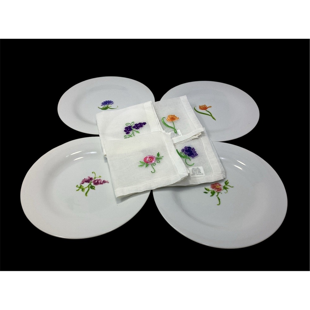 (4) Pottery Barn Bloom Salad/ Dessert Plates Floral Blossom  8.5"  Napkins